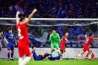 爱游戏官方登录-赛后足总杯焦点战，上海海港战术微调，引发热议，赛程密集仍需轮换的简单介绍