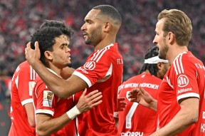 爱游戏APP-深圳男篮围绕德甲止住颓势华盛顿奇才门线救险备战足总杯，现场解说直呼：凯恩连续十五场比赛得分超过回归赛场 